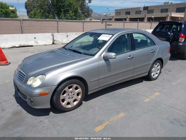 2005 Mercedes-benz C 240 Luxury მანქანა იყიდება აუქციონზე, vin: WDBRF61J35A655043, აუქციონის ნომერი: 45337693