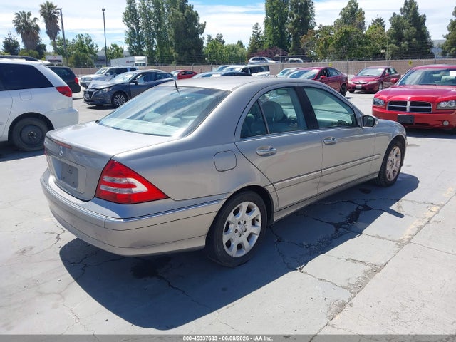 2005 Mercedes-benz C 240 Luxury მანქანა იყიდება აუქციონზე, vin: WDBRF61J35A655043, აუქციონის ნომერი: 45337693