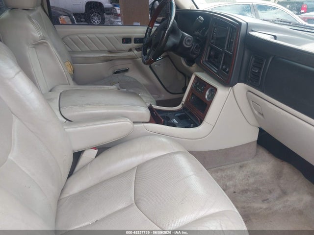 2005 Cadillac Escalade Esv Platinum Edition მანქანა იყიდება აუქციონზე, vin: 3GYFK66N05G244755, აუქციონის ნომერი: 45337729
