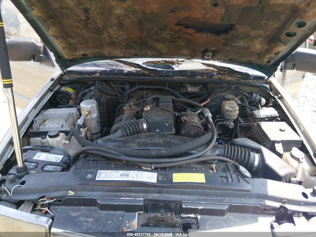 45337755 :رقم المزاد ، 1GCCS144XY8177436 vin ، 2000 Chevrolet S-10 Ls مزاد بيع