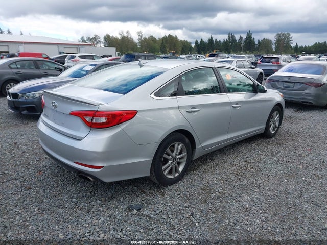 Hyundai SONATA SE 2015 5NPE24AF3FH021737 Image 4