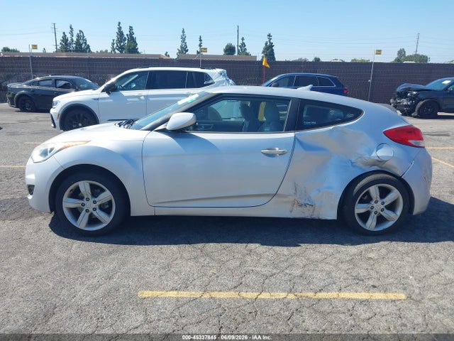 2012 Hyundai Veloster Base W/gray მანქანა იყიდება აუქციონზე, vin: KMHTC6AD5CU028443, აუქციონის ნომერი: 45337845