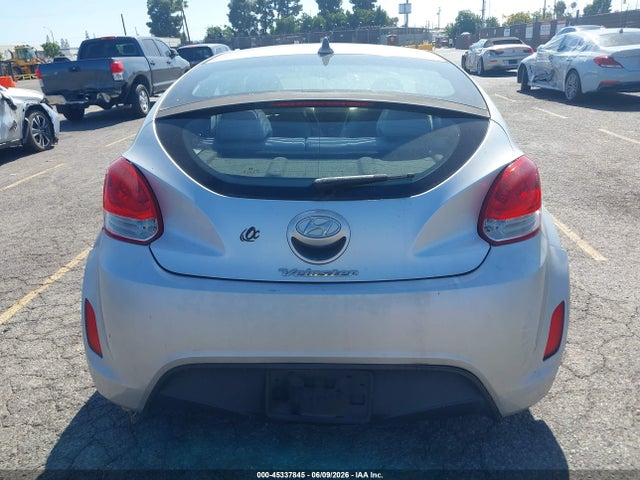 2012 Hyundai Veloster Base W/gray მანქანა იყიდება აუქციონზე, vin: KMHTC6AD5CU028443, აუქციონის ნომერი: 45337845