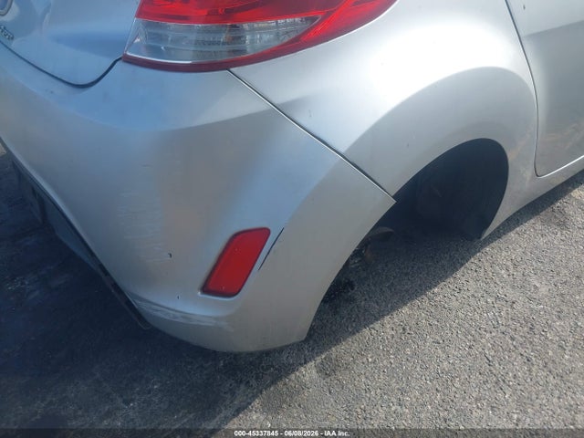 2012 Hyundai Veloster Base W/gray მანქანა იყიდება აუქციონზე, vin: KMHTC6AD5CU028443, აუქციონის ნომერი: 45337845