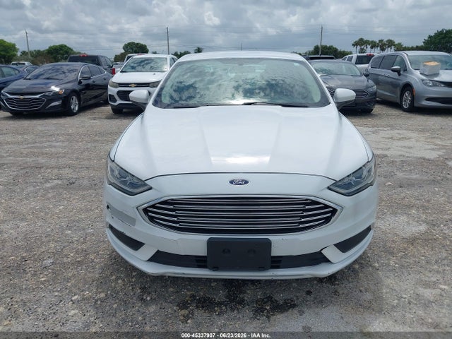 3FA6P0UU8JR122096 Ford Fusion Hybrid S