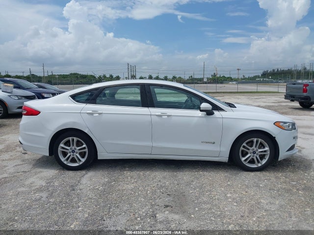 3FA6P0UU8JR122096 Ford Fusion Hybrid S