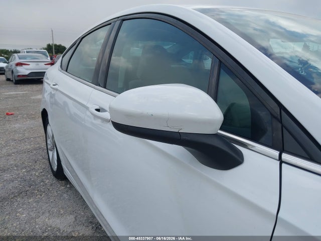 3FA6P0UU8JR122096 Ford Fusion Hybrid S