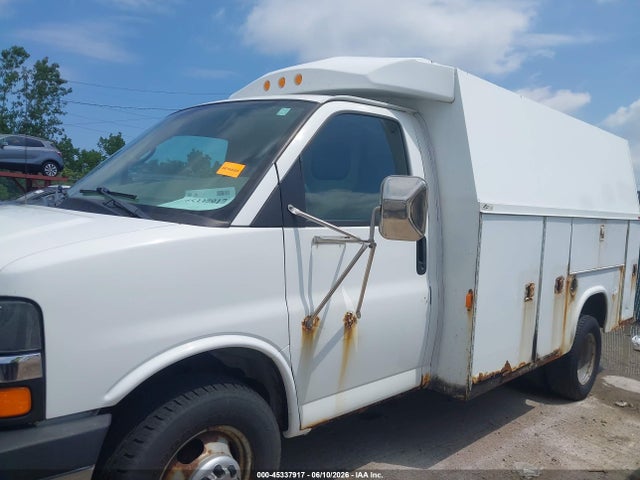 Aukcja sprzedaży 2004 Chevrolet Express Cutaway Base W/c7l/c7n, vin: 1GBJG31UX41238333, numer aukcji: 45337917