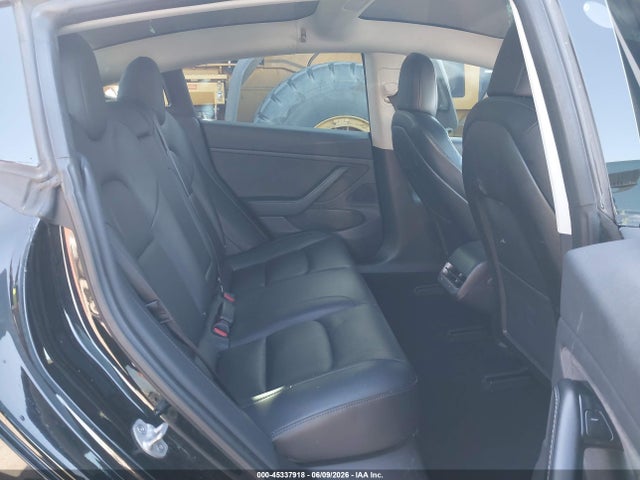 Tesla Model 3 Long Range/performance 2018 5YJ3E1EB7JF182734 Image 8