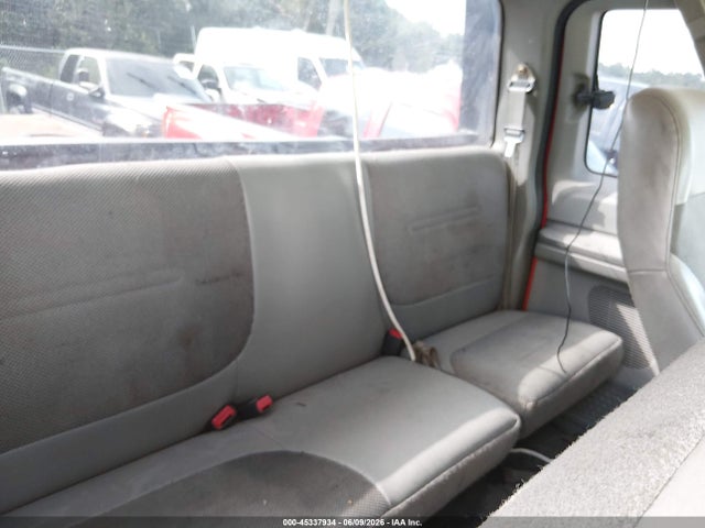 45337934 :رقم المزاد ، 3FRNX65F45V118622 vin ، 2005 Ford F-650 Xl/xlt مزاد بيع