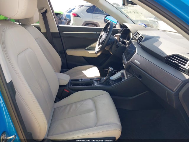 Продаж на аукціоні авто 2019 Audi Q3 2.0t S Line Premium, vin: WA1FECF37K1083061, номер лоту: 45337990