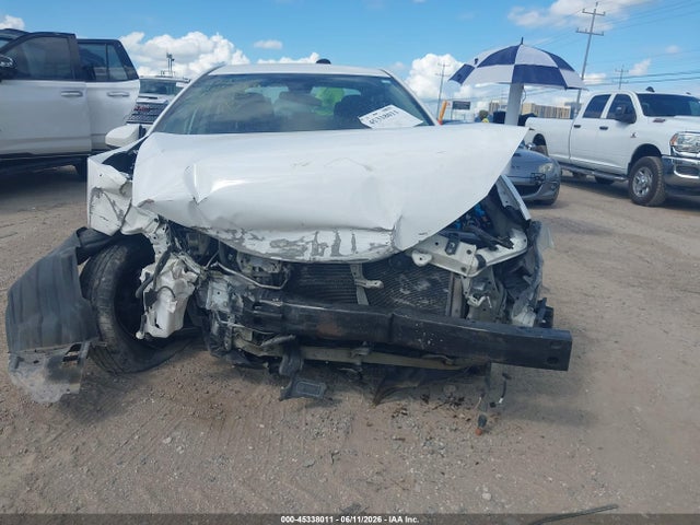 Продажа на аукционе авто 2017 Toyota Corolla Le, vin: 5YFBURHE5HP640563, номер лота: 45338011