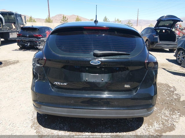 Ford FOCUS SEL 2018 1FADP3M20JL305109 Image 16