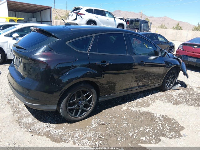 Ford FOCUS SEL 2018 1FADP3M20JL305109 Image 4