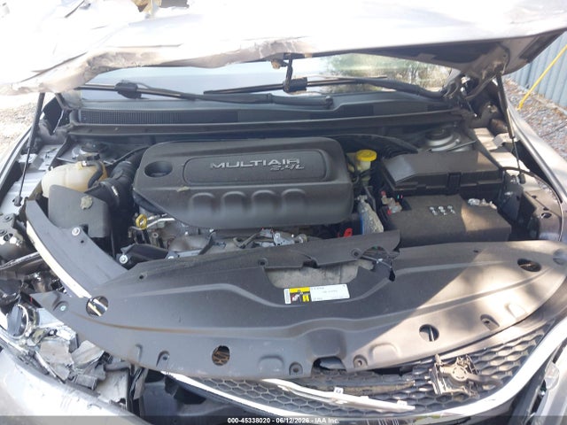 45338020 :رقم المزاد ، 1C3CCCAB4FN539498 vin ، 2015 Chrysler 200 Limited مزاد بيع