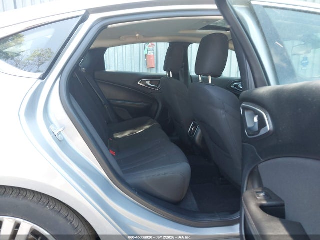 45338020 :رقم المزاد ، 1C3CCCAB4FN539498 vin ، 2015 Chrysler 200 Limited مزاد بيع