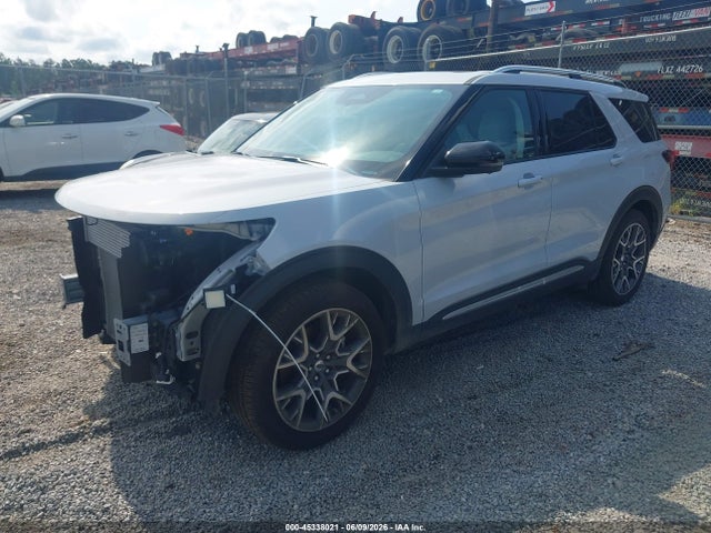 Ford Explorer Platinum 2025 1FMWK7HC8SGC71082 Image 2