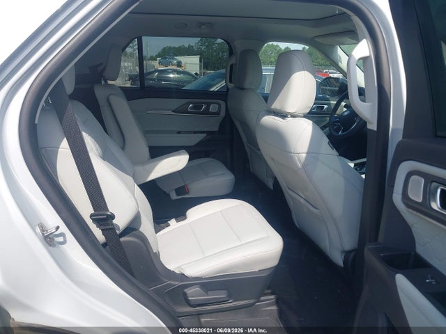 Ford Explorer Platinum 2025 1FMWK7HC8SGC71082 Image 8