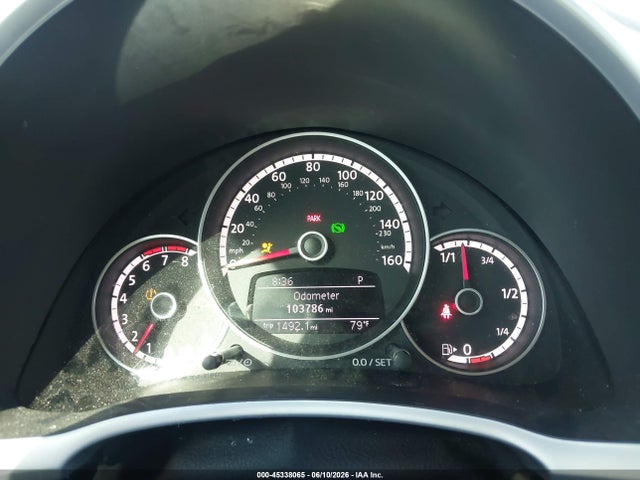 45338065 :رقم المزاد ، 3VWJ17AT0EM665064 vin ، 2014 Volkswagen Beetle 1.8t مزاد بيع