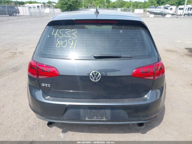 2015 Volkswagen Golf Gti 2.0t Se 4-door მანქანა იყიდება აუქციონზე, vin: 3VW5T7AU8FM001066, აუქციონის ნომერი: 45338091