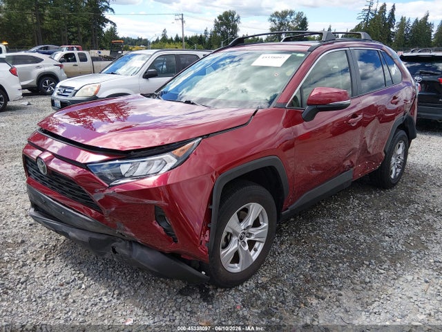 Toyota Rav4 Xle 2019 JTMP1RFV8KD029356 Image 2