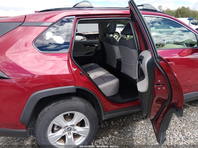 Toyota Rav4 Xle 2019 JTMP1RFV8KD029356 Image 8