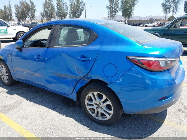 3MYDLBYVXJY308449 Toyota YARIS IA