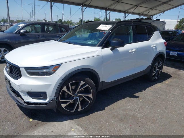 YV4162UM9L2347618 Volvo Xc40 T5 R-design