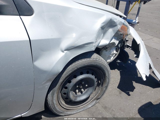 45338140 :رقم المزاد ، 2T1BURHE9KC158637 vin ، 2019 Toyota Corolla Le مزاد بيع