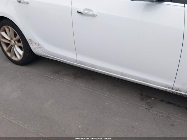 45338205 :رقم المزاد ، 1G4PP5SK1C4193936 vin ، 2012 Buick Verano مزاد بيع