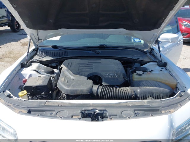45338216 :رقم المزاد ، 2C3CCAAG5KH517190 vin ، 2019 Chrysler 300 Touring L مزاد بيع