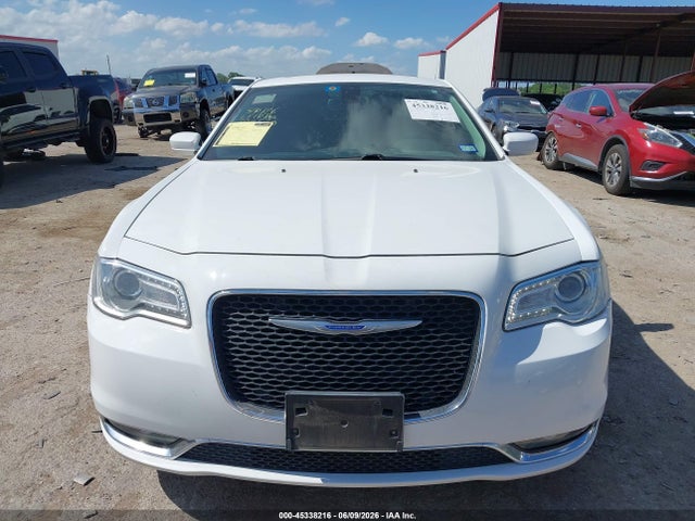45338216 :رقم المزاد ، 2C3CCAAG5KH517190 vin ، 2019 Chrysler 300 Touring L مزاد بيع