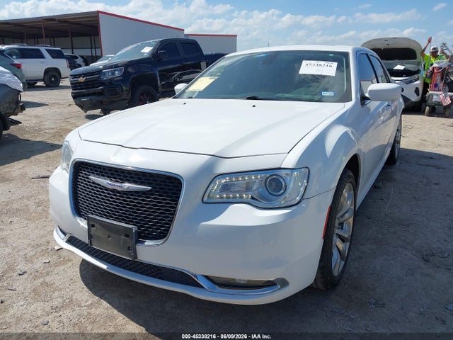 45338216 :رقم المزاد ، 2C3CCAAG5KH517190 vin ، 2019 Chrysler 300 Touring L مزاد بيع