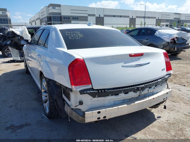 45338216 :رقم المزاد ، 2C3CCAAG5KH517190 vin ، 2019 Chrysler 300 Touring L مزاد بيع