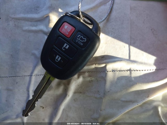 Toyota Rav4 Xle 2017 JTMWFREV4HD097144 Image 11