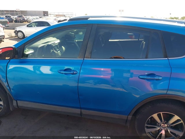 Toyota Rav4 Xle 2017 JTMWFREV4HD097144 Image 15