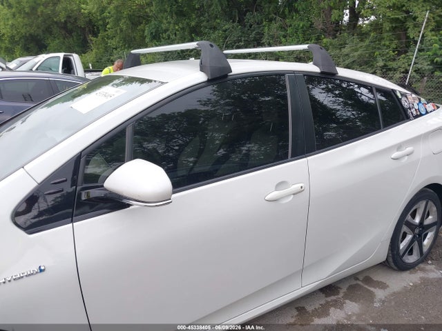 Продаж на аукціоні авто 2017 Toyota Prius Four Touring, vin: JTDKARFU2H3036982, номер лоту: 45338405