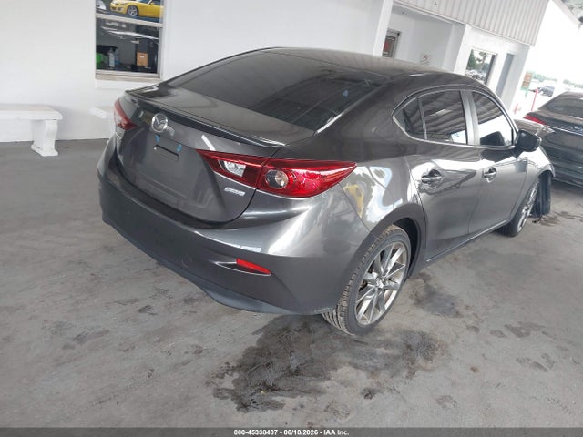 Продаж на аукціоні авто 2018 Mazda Mazda3 Touring, vin: 3MZBN1V33JM175924, номер лоту: 45338407