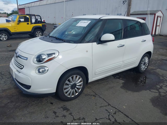 45338411 :رقم المزاد ، ZFBCFABH9EZ001724 vin ، 2014 Fiat 500l Easy مزاد بيع