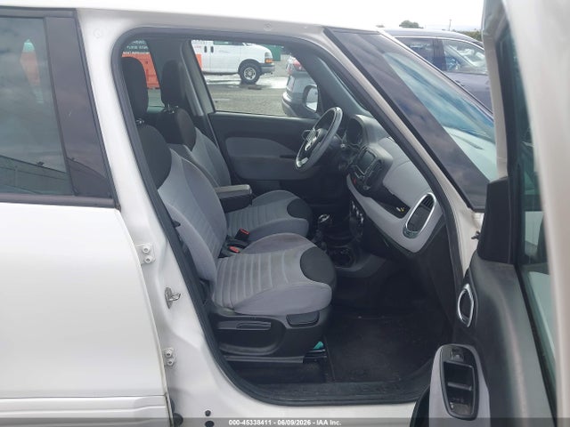 45338411 :رقم المزاد ، ZFBCFABH9EZ001724 vin ، 2014 Fiat 500l Easy مزاد بيع