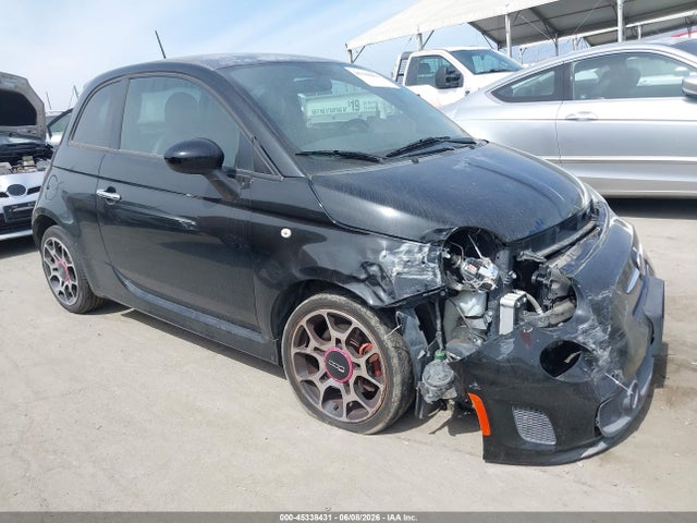 2015 3C3CFFHH1FT689927 main image