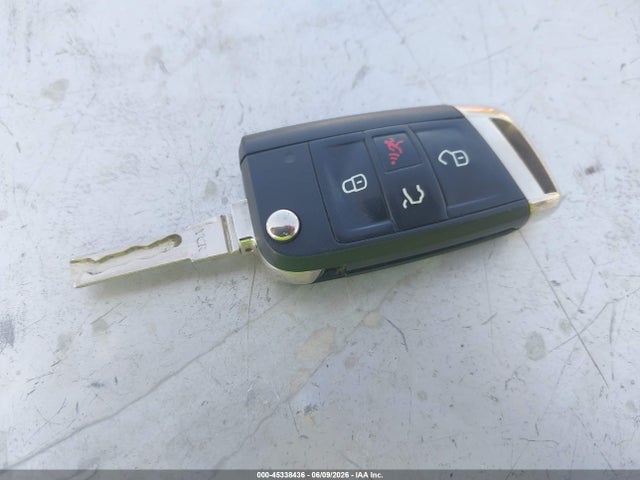 45338436 :رقم المزاد ، 3VW5T7AU6FM009926 vin ، 2015 Volkswagen Golf Gti 2.0t S 4-door مزاد بيع