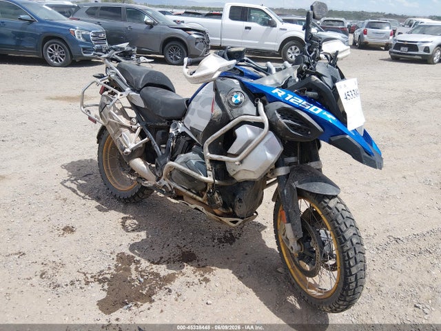 Продажа на аукционе авто 2020 Bmw R 1250 Gs Adventure, vin: WB10J5305LZF90315, номер лота: 45338448