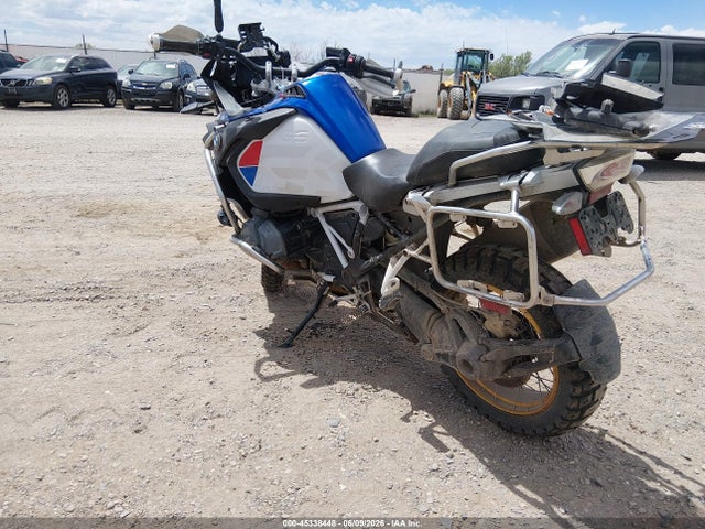 45338448 :رقم المزاد ، WB10J5305LZF90315 vin ، 2020 Bmw R 1250 Gs Adventure مزاد بيع