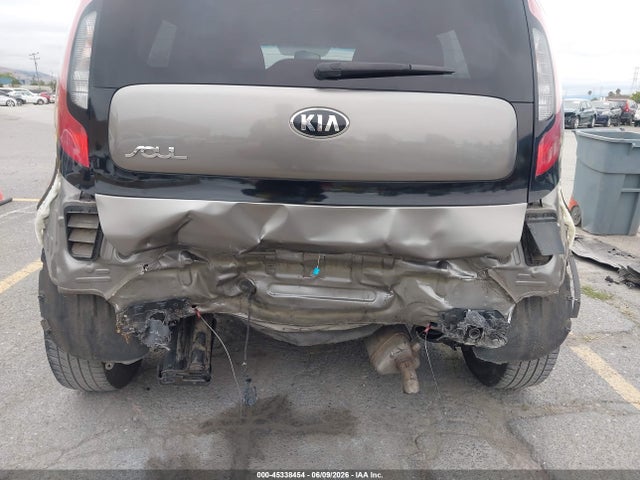 Продаж на аукціоні авто 2017 Kia Soul, vin: KNDJN2A23H7411400, номер лоту: 45338454