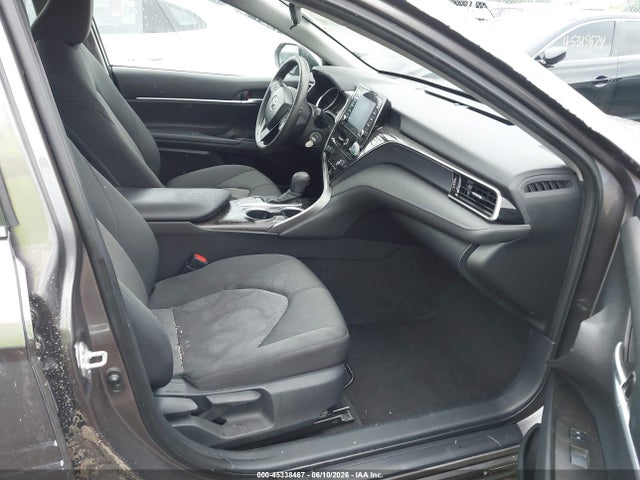 2023 Toyota Camry Le მანქანა იყიდება აუქციონზე, vin: 4T1C11AK8PU167270, აუქციონის ნომერი: 45338467