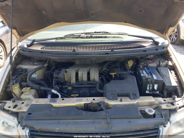 45338470 :رقم المزاد ، 1C4GP64L7XB821659 vin ، 1999 Chrysler Town & Country Limited مزاد بيع