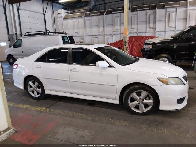 45338512 :رقم المزاد ، 4T1BK3EK9AU603999 vin ، 2010 Toyota Camry Se V6 مزاد بيع
