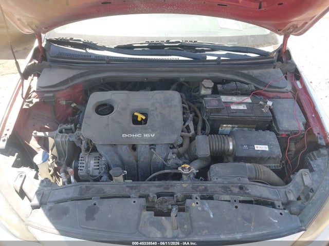 KMHD74LF0HU122376 Hyundai ELANTRA SE