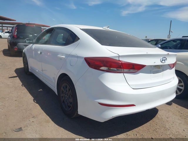KMHD74LF0HU122376 Hyundai ELANTRA SE
